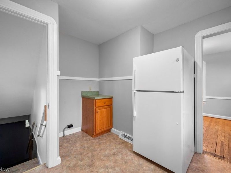 254 Boston Avenue, Elyria, OH 44035 Photo 14