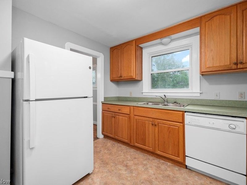 254 Boston Avenue, Elyria, OH 44035 Photo 16