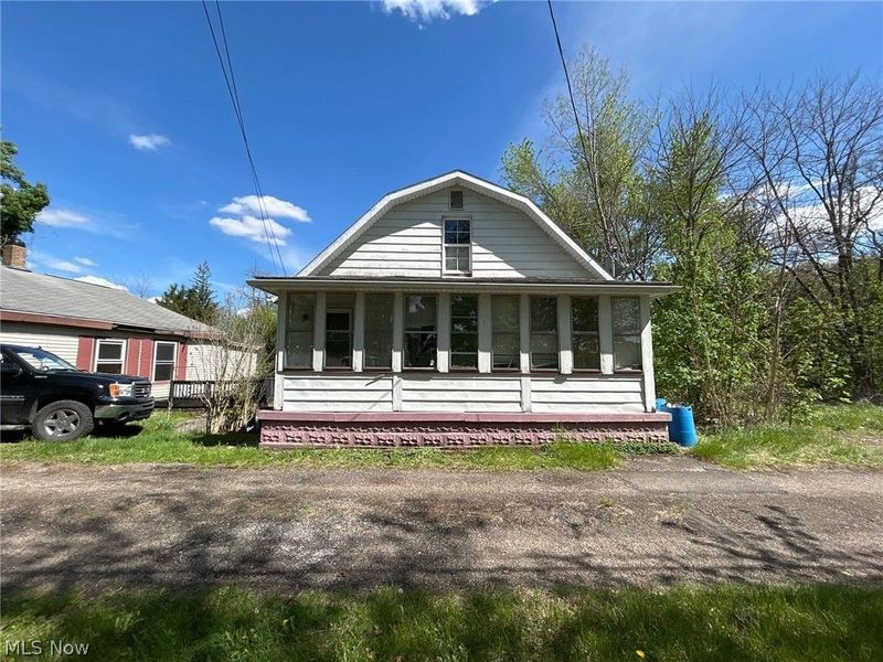 119 Belle Alley, Uhrichsville, OH 44683 Photo 2