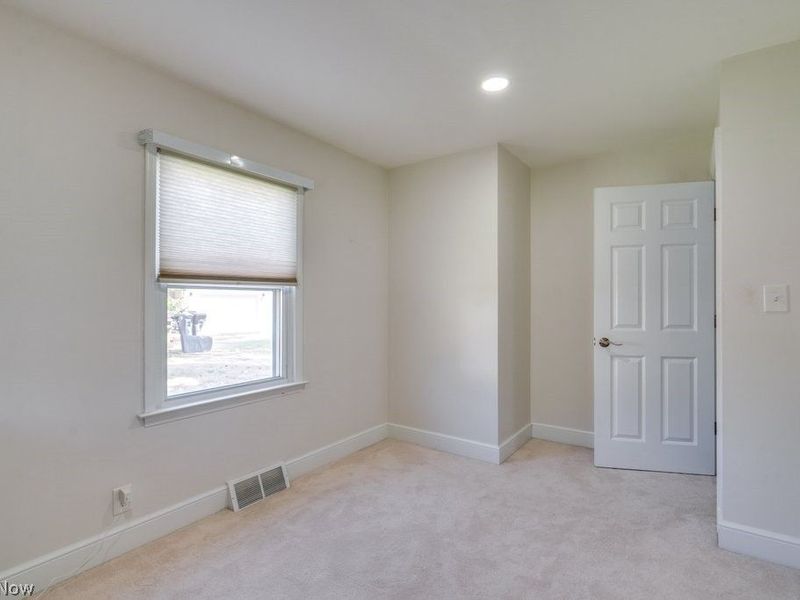 2048 Congo Street, Akron, OH 44305 Photo 15