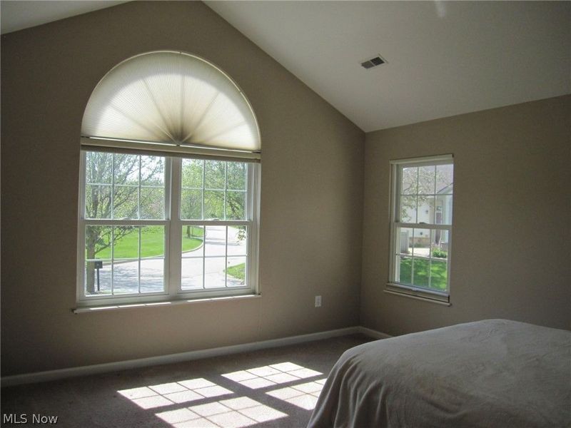 584 Crossings Circle, Tallmadge, OH 44278 Photo 13