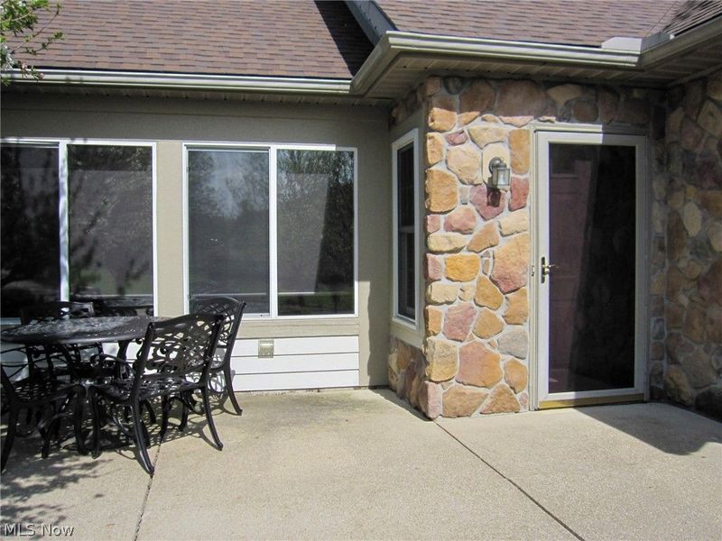 584 Crossings Circle, Tallmadge, OH 44278 Photo 25