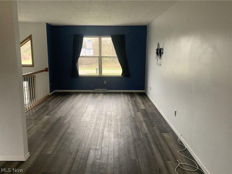 238 Raymond Avenue NW, Warren, OH 44483 Photo 4