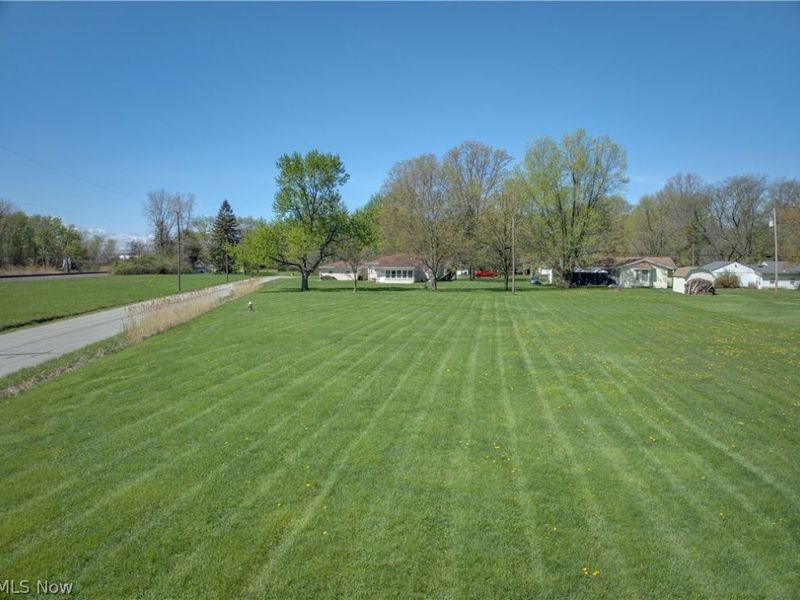 2015 Wallace Lane, Lorain, OH 44053 Photo 28