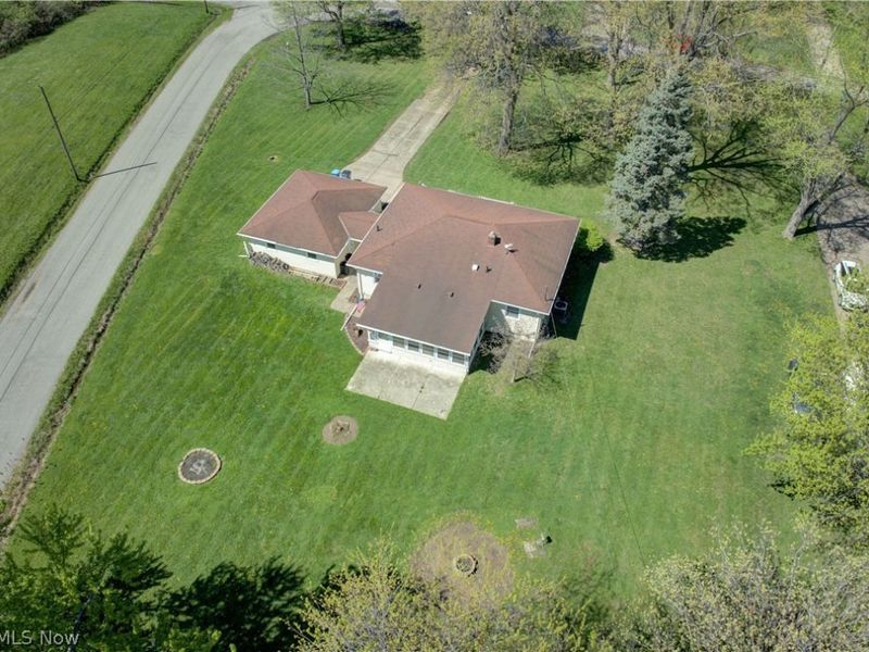 2015 Wallace Lane, Lorain, OH 44053 Photo 31