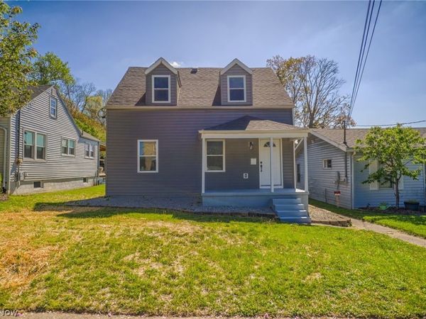 2204 Fairview Avenue , Parkersburg, WV 26101