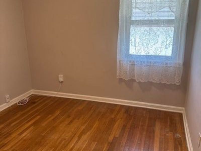 5857 W 54th Street, Parma, OH 44129 Photo 8