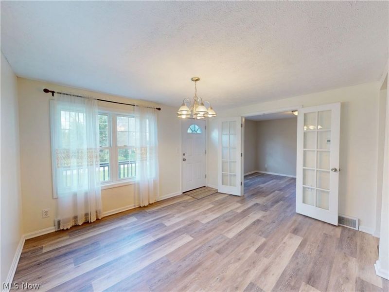 867 Sunset View Boulevard, Tallmadge, OH 44278 Photo 11