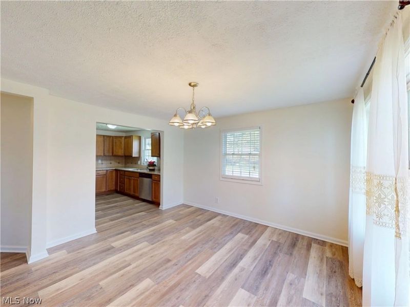 867 Sunset View Boulevard, Tallmadge, OH 44278 Photo 12