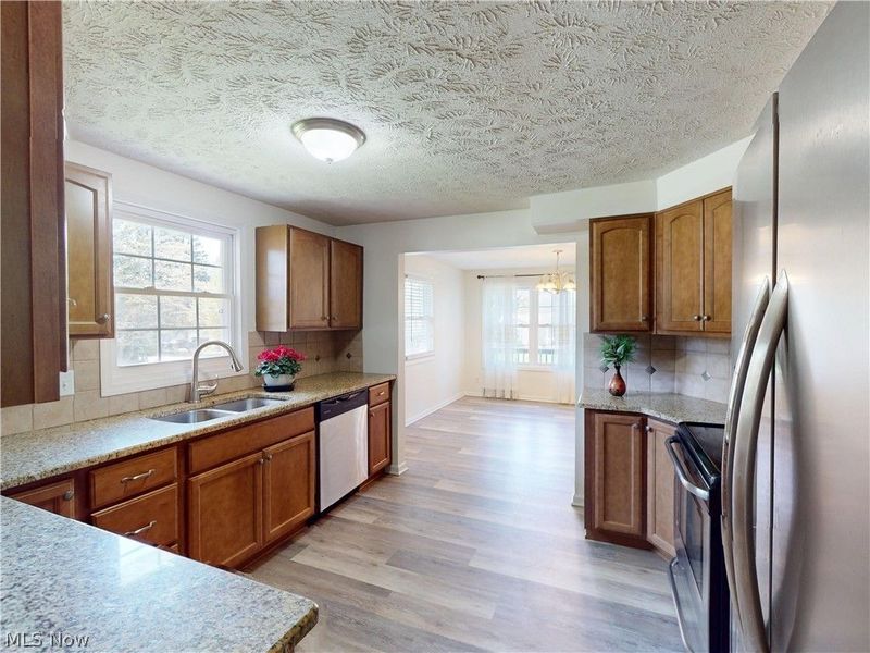 867 Sunset View Boulevard, Tallmadge, OH 44278 Photo 14