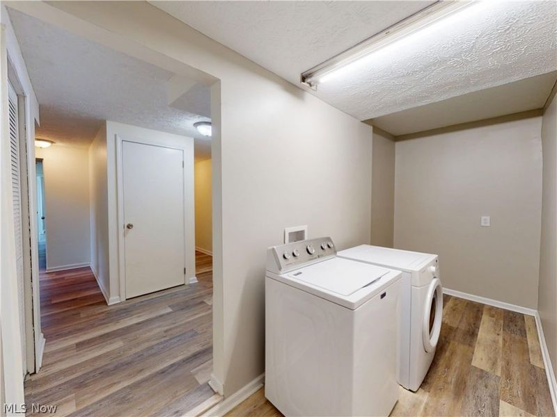 867 Sunset View Boulevard, Tallmadge, OH 44278 Photo 18