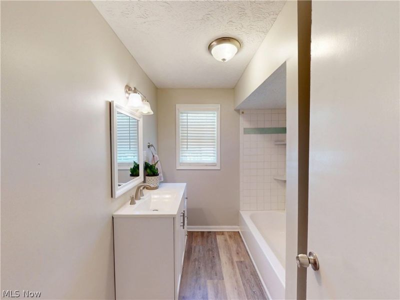 867 Sunset View Boulevard, Tallmadge, OH 44278 Photo 19