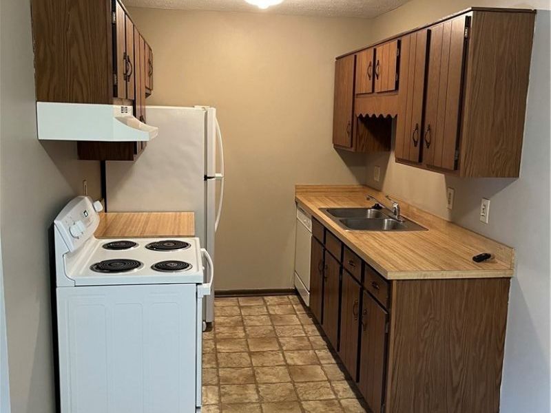 1640 Juniper Drive, Westlake, OH 44145 Photo 5