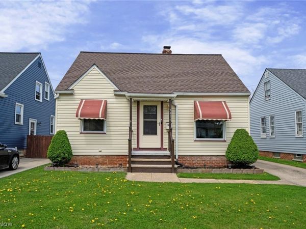 7416 Wefel Avenue , Brooklyn, OH 44144