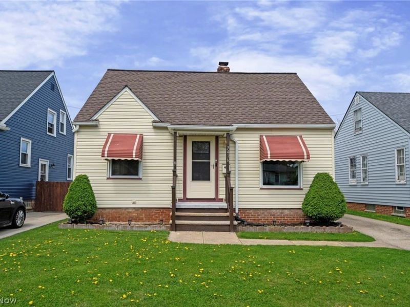 7416 Wefel Avenue , Brooklyn, OH 44144 Photo 1