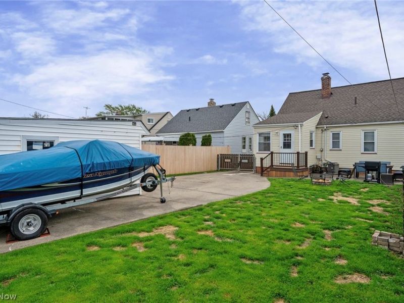 7416 Wefel Avenue , Brooklyn, OH 44144 Photo 26