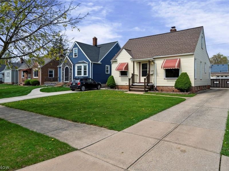 7416 Wefel Avenue , Brooklyn, OH 44144 Photo 3