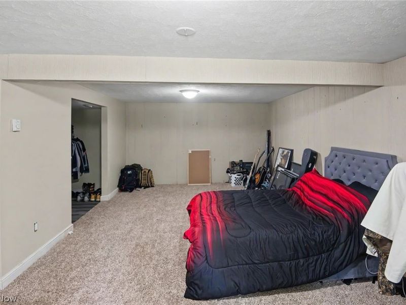 1392 Homestead Drive, East Liverpool, OH 43920 Photo 13