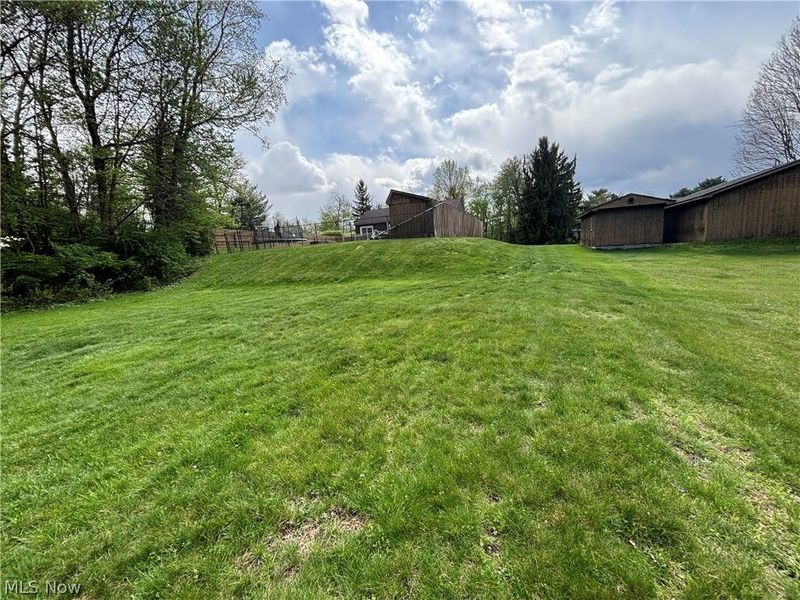 1392 Homestead Drive, East Liverpool, OH 43920 Photo 22