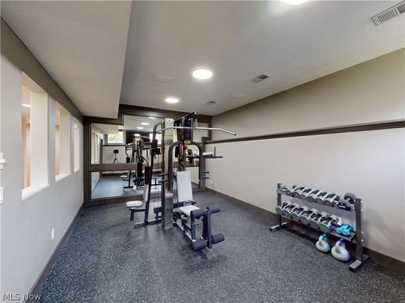 11205 Hampton Ridge Drive, Chardon, OH 44024 Photo 38