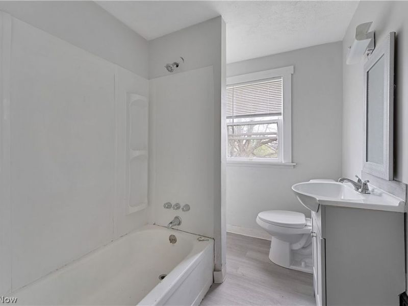 3827 Frederick Street, Youngstown, OH 44515 Photo 12