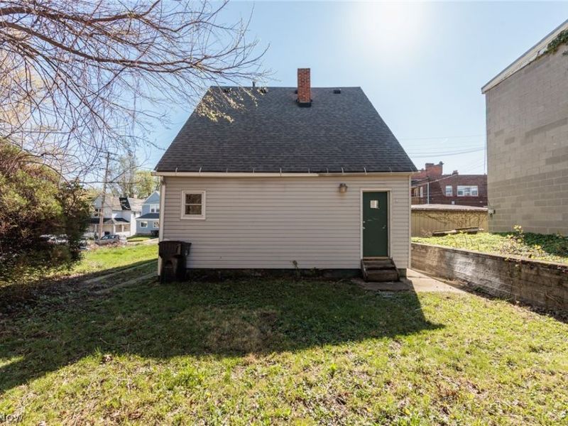 1986 W 93rd Street, Cleveland, OH 44102 Photo 45