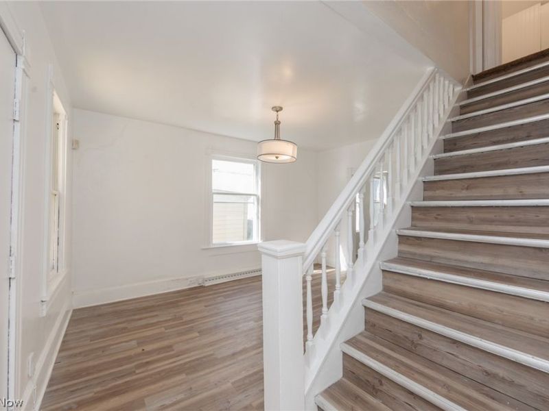 1986 W 93rd Street, Cleveland, OH 44102 Photo 5