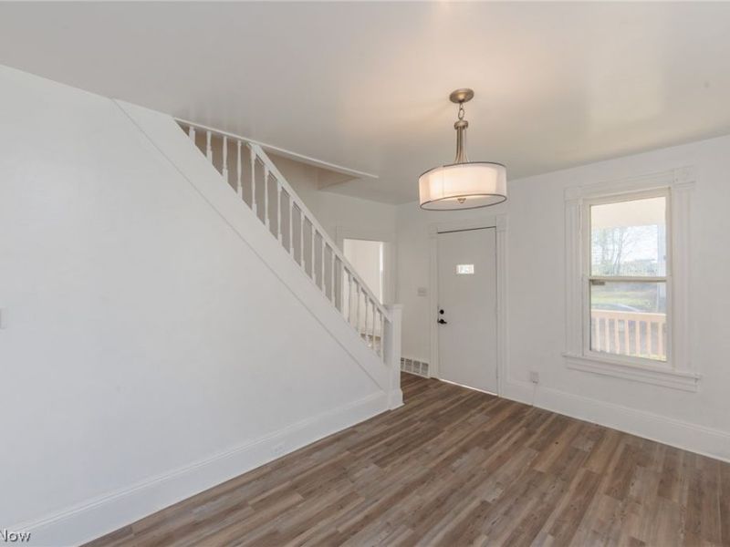 1986 W 93rd Street, Cleveland, OH 44102 Photo 6