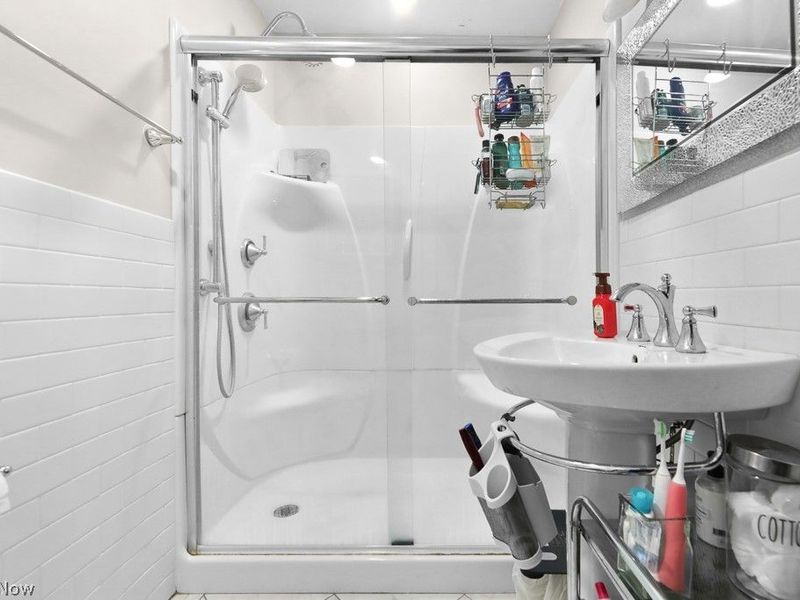 2616 Ridgewood Avenue, Alliance, OH 44601 Photo 18