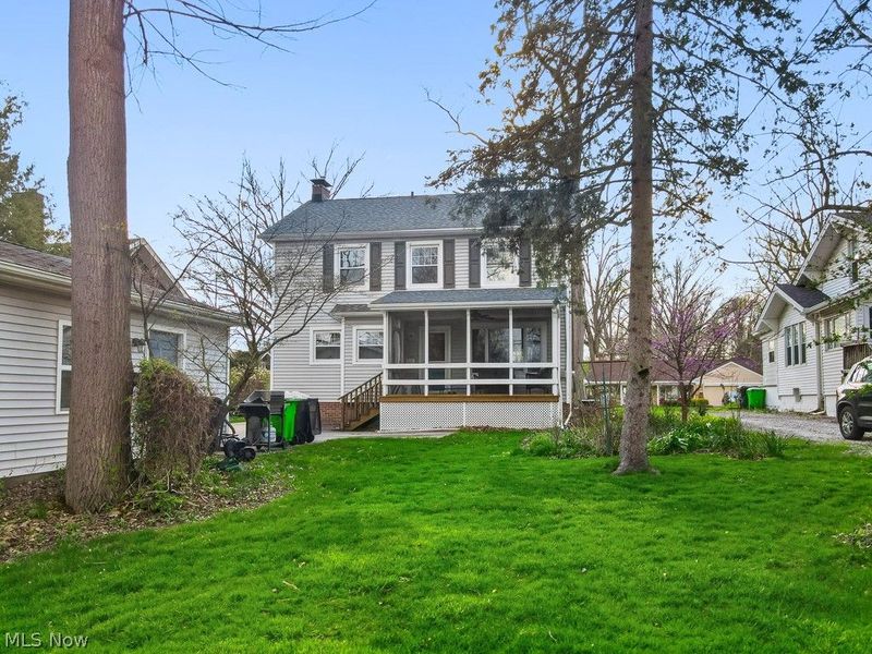 2616 Ridgewood Avenue, Alliance, OH 44601 Photo 2