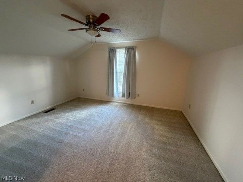 5630 Dorrington Avenue NE, Canton, OH 44721 Photo 12