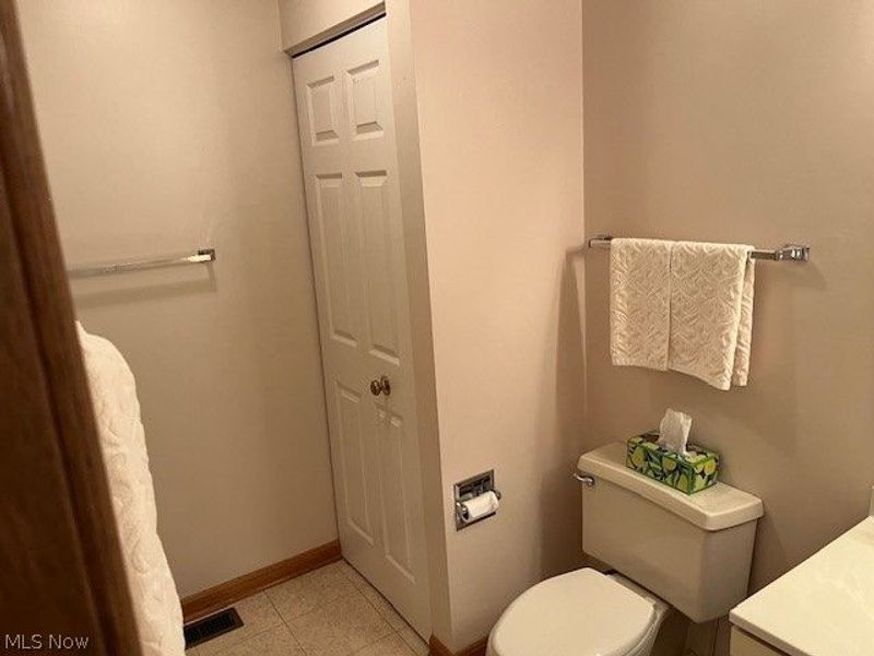 4581 Morgate Circle NW, Canton, OH 44708 Photo 17