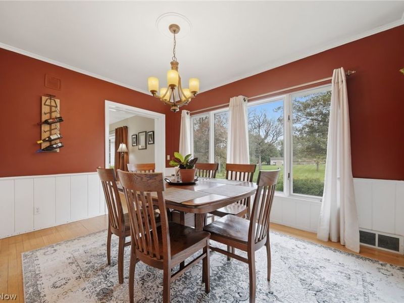 905 Mohawk Trail SW, Hartville, OH 44632 Photo 10