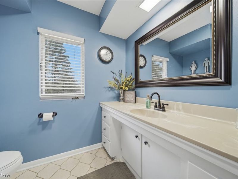 905 Mohawk Trail SW, Hartville, OH 44632 Photo 20