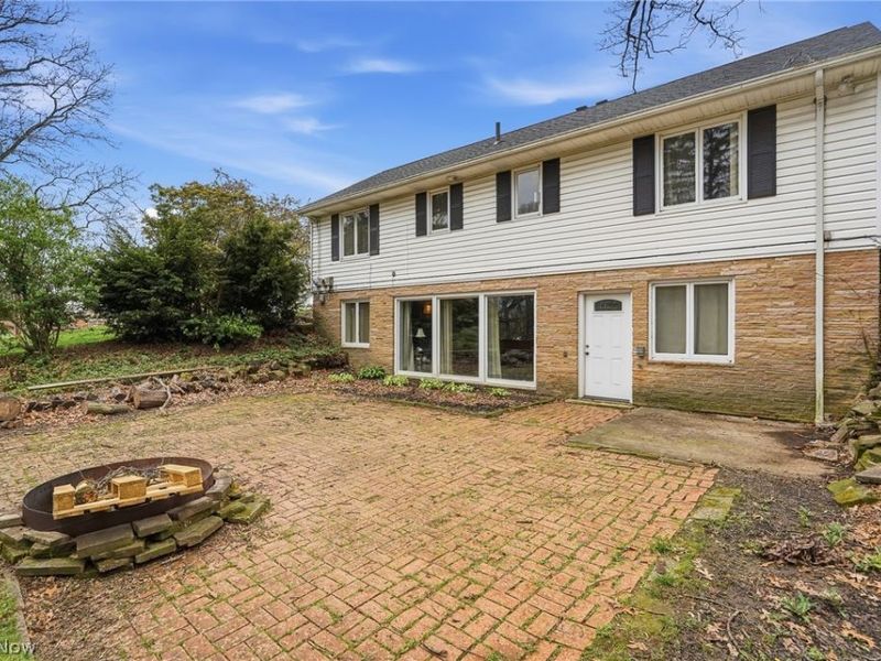 905 Mohawk Trail SW, Hartville, OH 44632 Photo 43