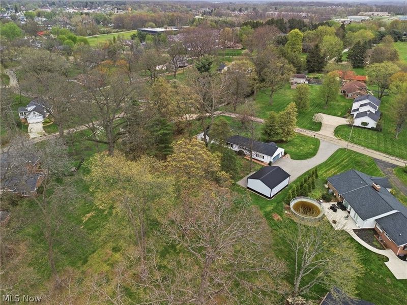 905 Mohawk Trail SW, Hartville, OH 44632 Photo 50