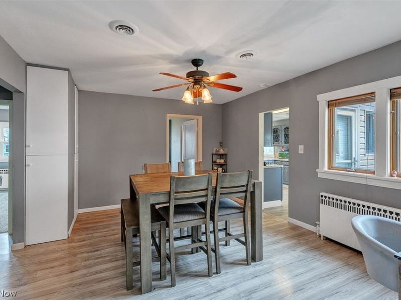 424 Woodstock Road, Eastlake, OH 44095 Photo 10