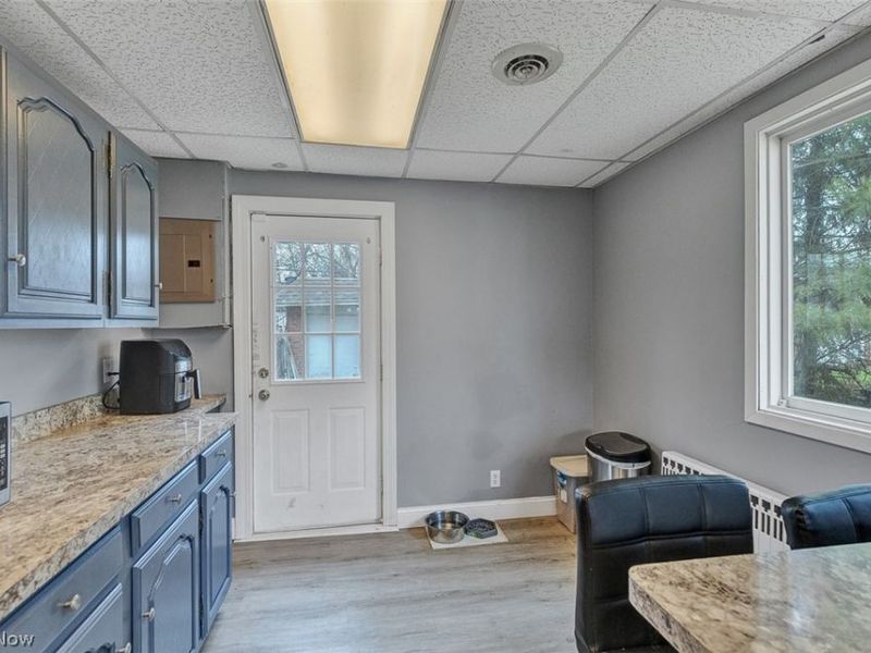 424 Woodstock Road, Eastlake, OH 44095 Photo 12