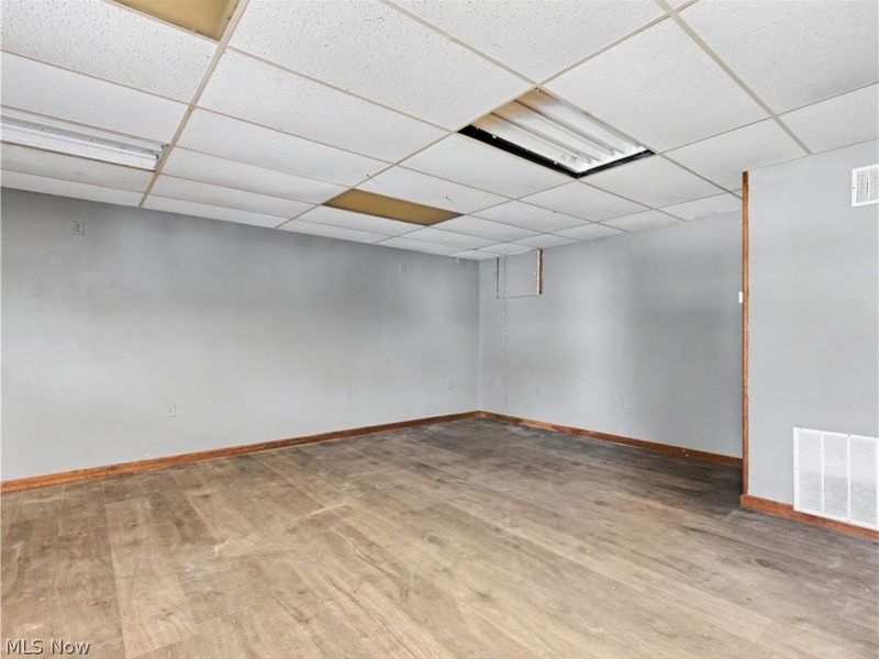 2012 Harmont Avenue NE, Canton, OH 44705 Photo 9