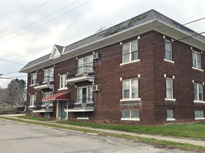 3738 W 137th Street, Cleveland, OH 44111 Photo 3