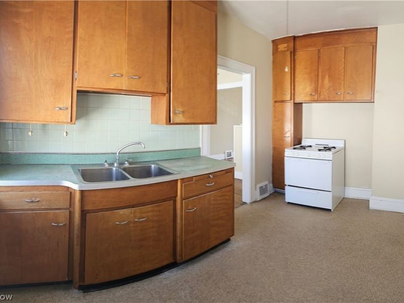 3738 W 137th Street, Cleveland, OH 44111 Photo 6