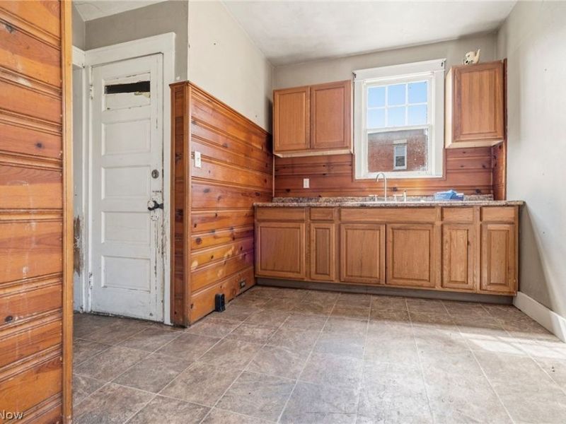 1225 Erie Street S, Massillon, OH 44646 Photo 8