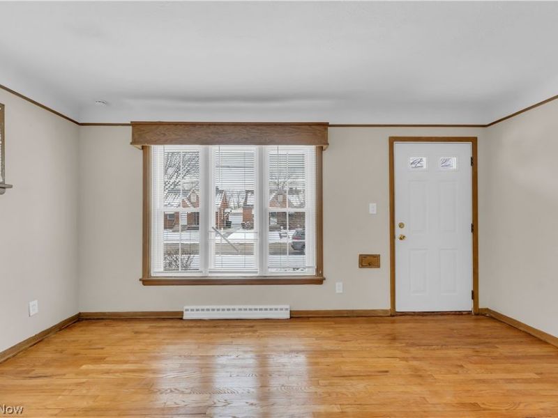 21980 Ivan Avenue, Euclid, OH 44123 Photo 3