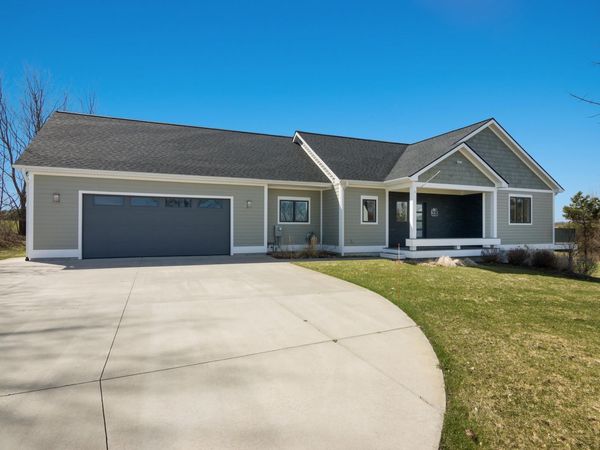 15415 Orchard View Drive, Williamsburg, MI 49690