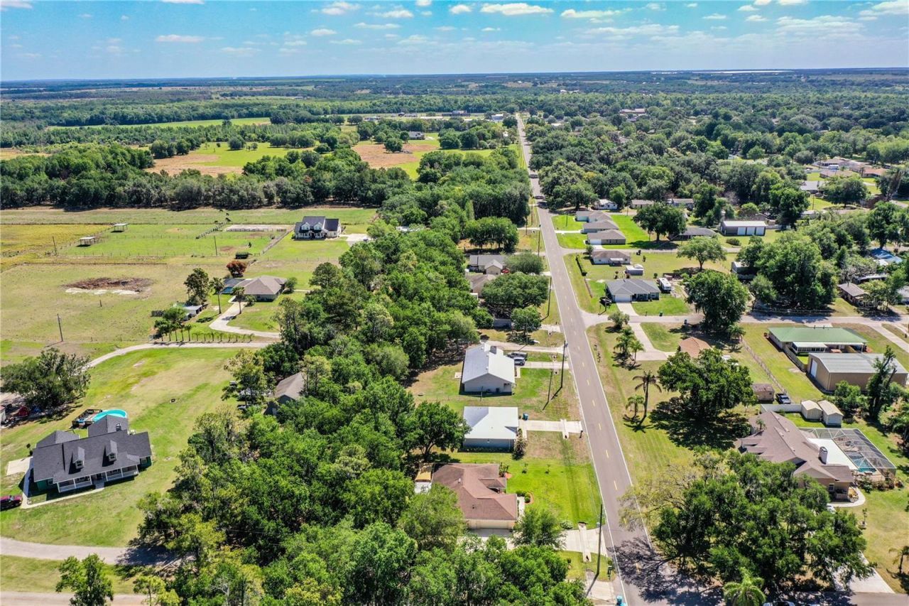 303 9th Street Ne, Fort Meade, FL 33841 Photo