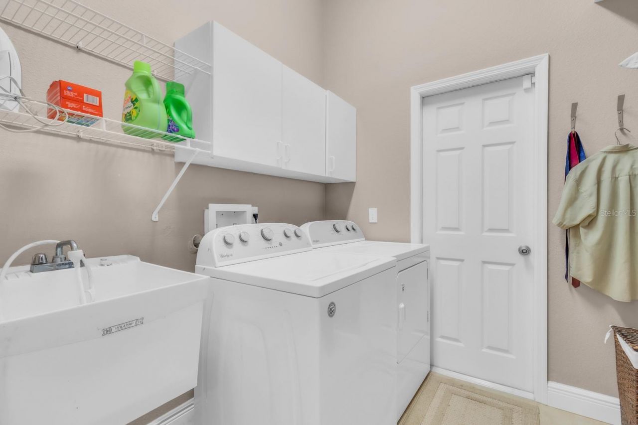 3846 Brookmyra Drive , Orlando, FL 32837 Photo