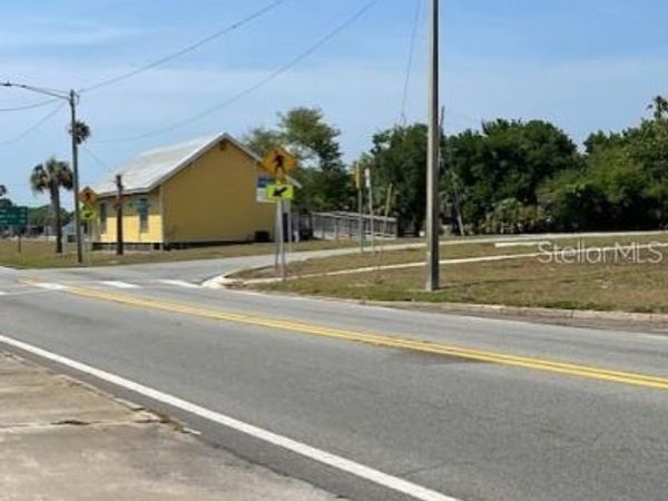 200 S SCENIC HIGHWAY , LAKE WALES, FL 33853