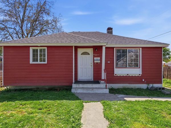 2211 W W Rowan Ave Ave, Spokane, WA 99205
