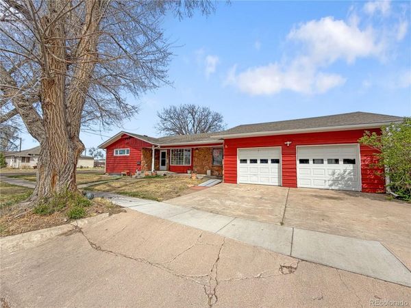 662 Ash Avenue , Akron, CO 80720