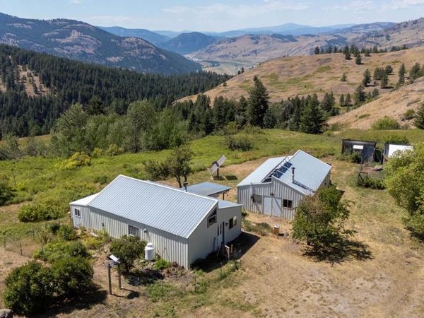 253 White Mountain Rd, Curlew, WA 99118